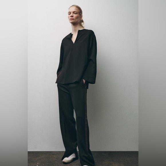 Zara Elegant Black V-Neck Long Sleeve Relaxed Fit Top Women’s Size Small - Picture 3 of 6